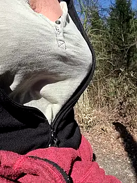 Snapshot of HotWifeLyn68 chatting on March 2, 2026, 12:01 pm HotWifeLyn68 online show from March 2, 2026, 12:01 pm