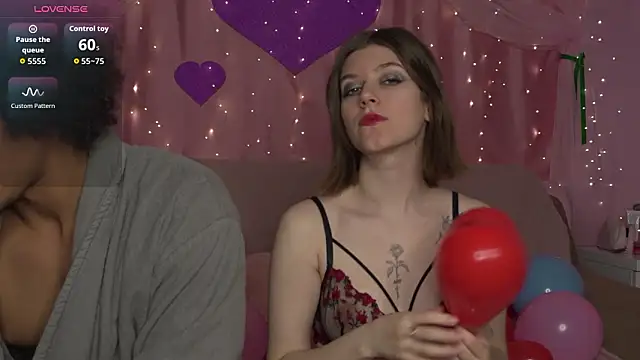 Marinaxmonroe online show from February 11, 2026, 2:17 pm