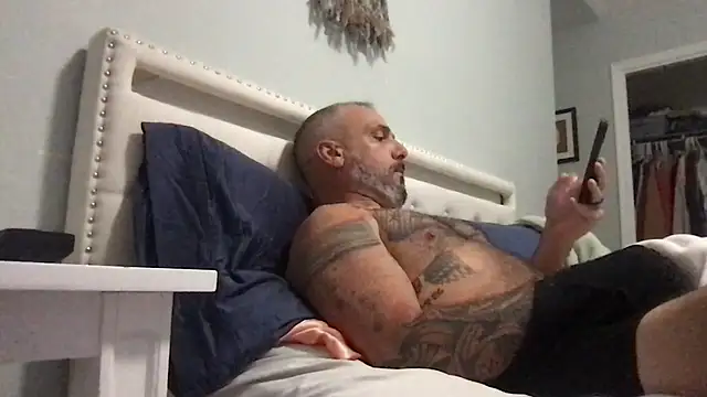 tattedNitalian online show from February 6, 2026, 1:34 am