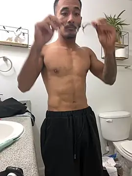 tanjir020 online show from September 17, 2025, 4:36 am