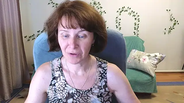 Lia Tito online show from July 28, 2026, 3:32 pm
