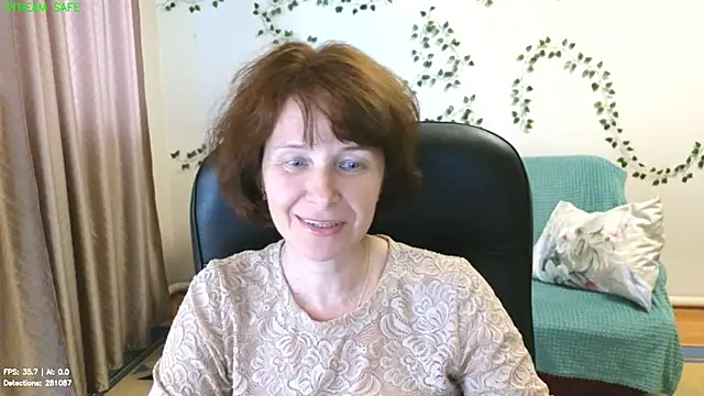 Lia Tito online show from June 29, 2026, 1:33 pm