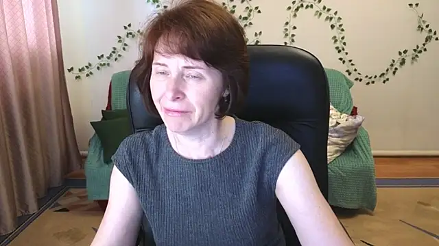 Lia Tito online show from June 16, 2026, 12:38 pm