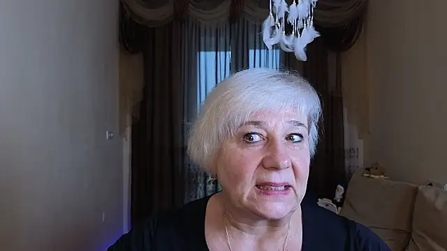 Milana Milky online show from October 27, 2025, 5:08 am