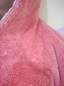 Snapshot of Miss-Lynda chatting on March 8, 2026, 1:55 am Miss-Lynda online show from March 8, 2026, 1:55 am