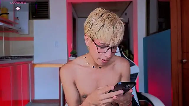 taichi bluy online show from January 19, 2026, 4:00 pm