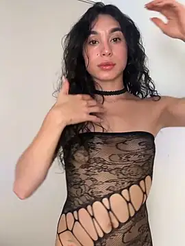 Snapshot of MonicaSalvatore chatting on March 10, 2026, 12:58 am MonicaSalvatore online show from March 10, 2026, 12:58 am