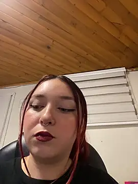 Snapshot of Karen18_boobs chatting on March 17, 2026, 2:03 am Karen18 boobs online show from March 17, 2026, 2:03 am