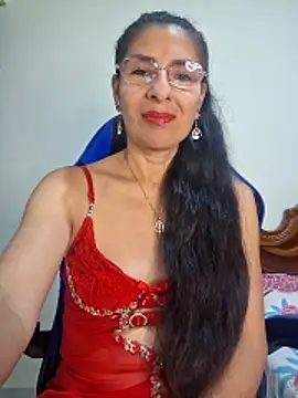 Natasha 50 online show from April 25, 2026, 7:11 pm