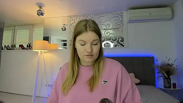 AshleyJoness online show from October 16, 2025, 5:05 am