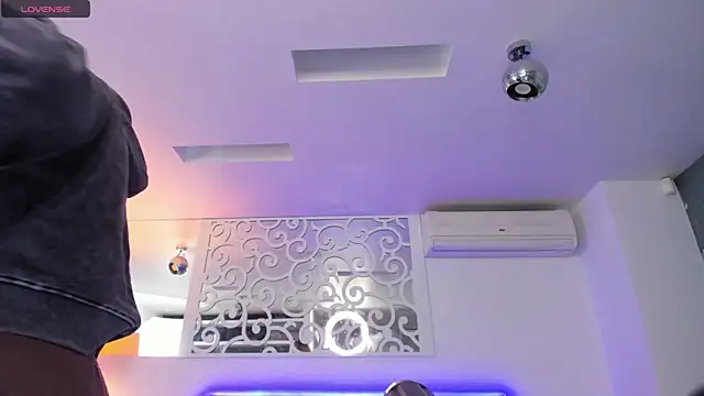 AshleyJoness online show from February 19, 2026, 6:43 am