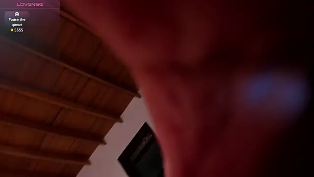 LiamCarterX online show from October 18, 2025, 5:09 am