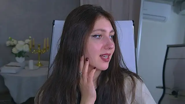 Mary Miiller online show from November 10, 2025, 5:45 am