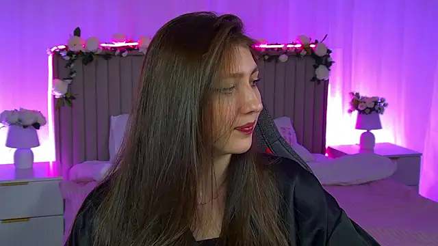 Mary Miiller online show from January 6, 2026, 8:07 am