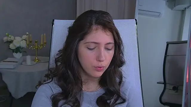 Mary Miiller online show from November 8, 2025, 6:17 am