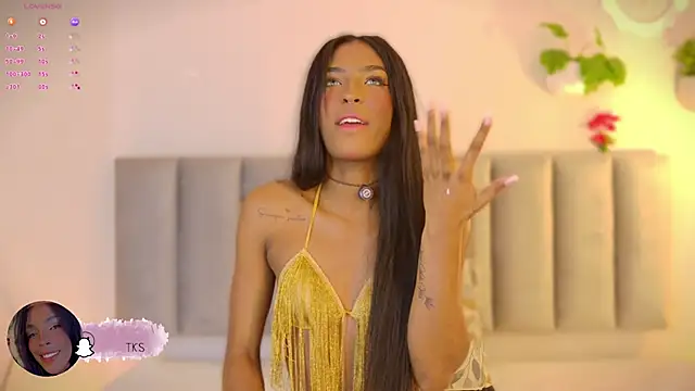 Emely Deluxe online show from February 9, 2026, 11:41 am