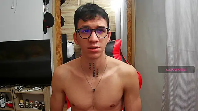 angelicious  online show from March 7, 2026, 1:16 pm