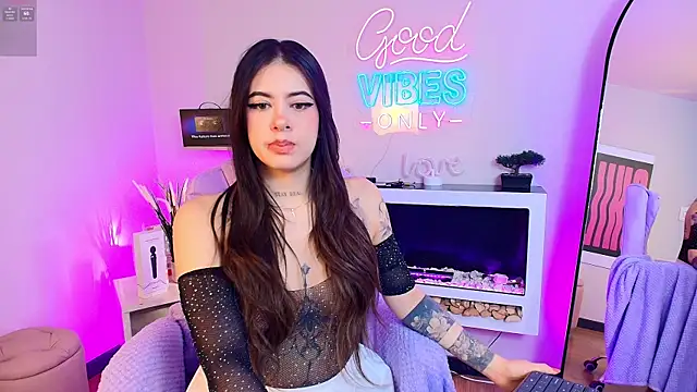Alice Vixen online show from July 8, 2026, 12:28 pm