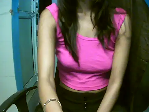 RENUKA RAJPUT online show from June 28, 2026, 1:56 am
