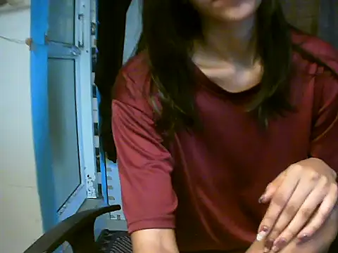 RENUKA RAJPUT online show from June 10, 2026, 1:34 pm
