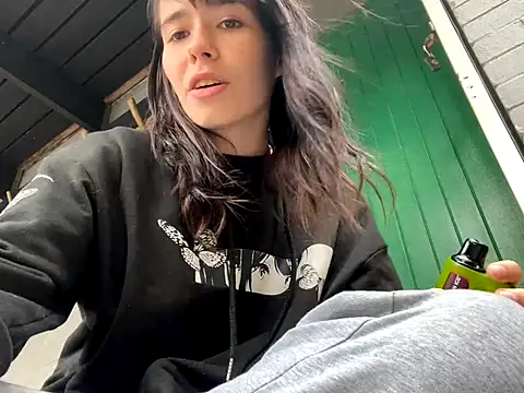 the holy t online show from September 20, 2025, 9:58 am