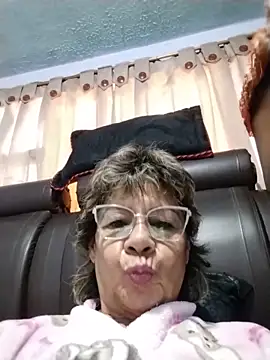 OliviaMorris1 online show from June 10, 2026, 12:28 pm