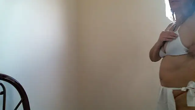 Monserrat Sweet online show from September 23, 2025, 5:09 pm