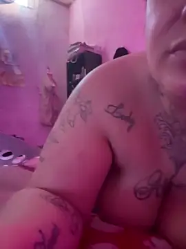 Snapshot of valen1891 chatting on November 25, 2025, 2:17 pm valen1891 online show from November 25, 2025, 2:17 pm