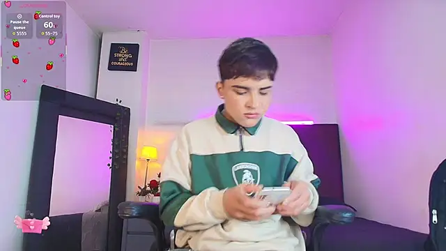 Lucass love online show from December 15, 2025, 1:28 pm