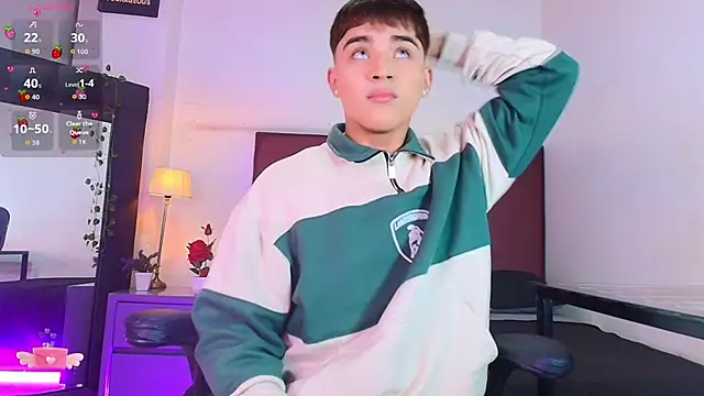 Lucass love online show from December 4, 2025, 12:59 pm