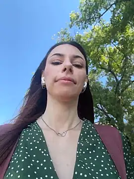 Snapshot of Amelie_Crosby chatting on June 29, 2026, 2:06 pm Amelie Crosby online show from June 29, 2026, 2:06 pm