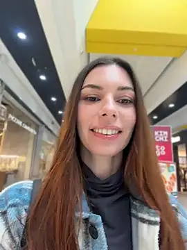 Snapshot of Amelie_Crosby chatting on June 10, 2026, 1:23 pm Amelie Crosby online show from June 10, 2026, 1:23 pm
