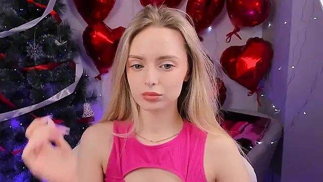 Snapshot of JuliaBrewwer chatting on February 16, 2026, 2:48 pm JuliaBrewwer online show from February 16, 2026, 2:48 pm