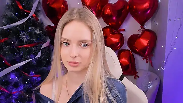 Snapshot of JuliaBrewwer chatting on March 16, 2026, 1:15 pm JuliaBrewwer online show from March 16, 2026, 1:15 pm