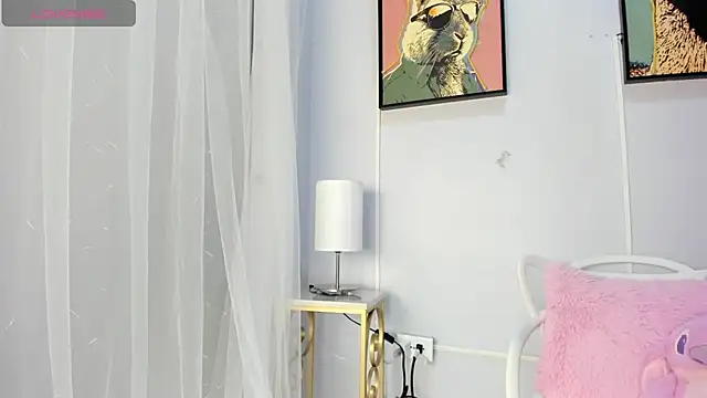 dulce fiore07 online show from June 6, 2026, 12:10 pm