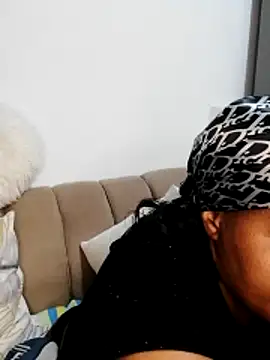ChubbyBitch26 online show from June 22, 2026, 9:23 pm