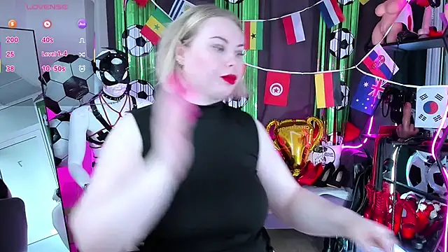 Anna Maxwell online show from July 3, 2026, 2:07 am