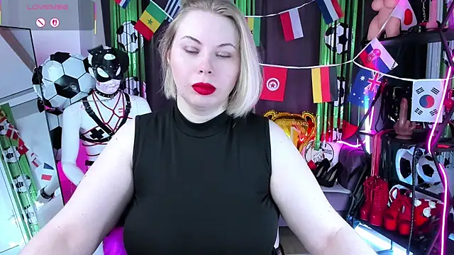 Anna Maxwell online show from June 15, 2026, 2:01 am