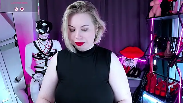 Anna Maxwell online show from June 8, 2026, 2:12 am
