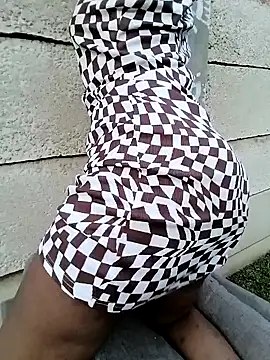 DojaBoootie online show from December 15, 2025, 3:51 pm