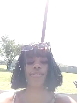 DojaBoootie online show from December 3, 2025, 7:19 am