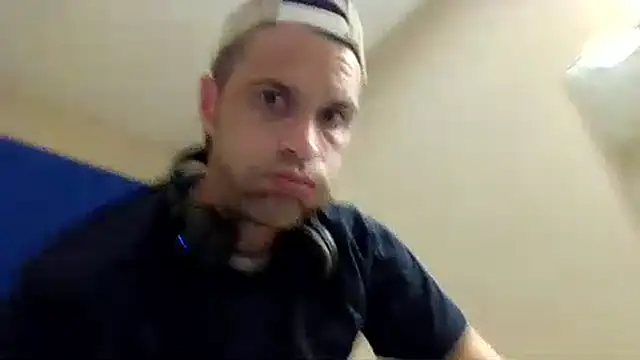 Snapshot of dik4cache chatting on March 30, 2026, 2:40 pm dik4cache online show from March 30, 2026, 2:40 pm