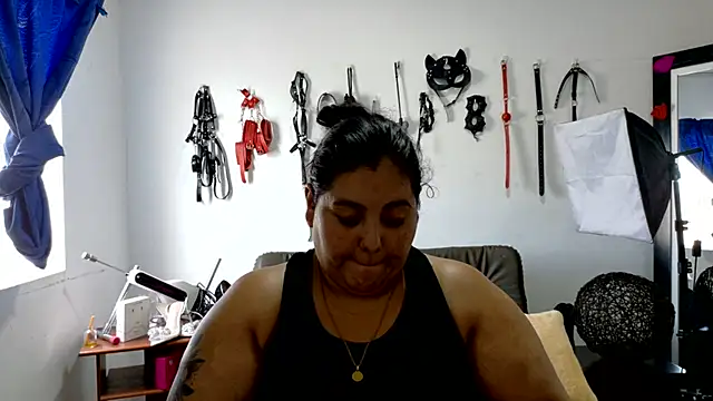 AndreaKinky online show from July 28, 2026, 5:56 pm