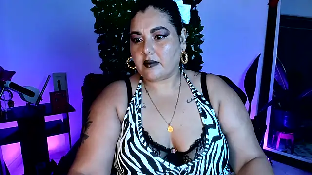 AndreaKinky online show from June 23, 2026, 8:01 am
