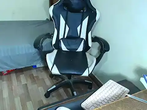 max love255 online show from February 22, 2026, 7:04 pm