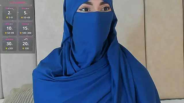  Zahiira  online show from September 23, 2025, 12:01 pm