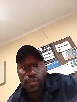 Snapshot of Thasdwn23 chatting on November 25, 2025, 2:28 pm Thasdwn23 online show from November 25, 2025, 2:28 pm