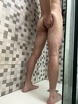 misterboybcn91 online show from October 9, 2025, 12:17 pm