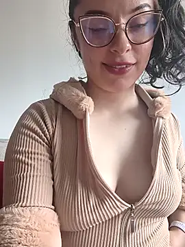 Camila Ord online show from May 2, 2026, 9:09 pm