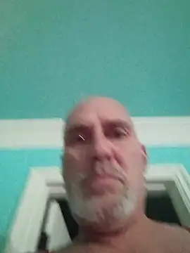 Snapshot of Jpirate124 chatting on July 6, 2026, 4:52 am Jpirate124 online show from July 6, 2026, 4:52 am